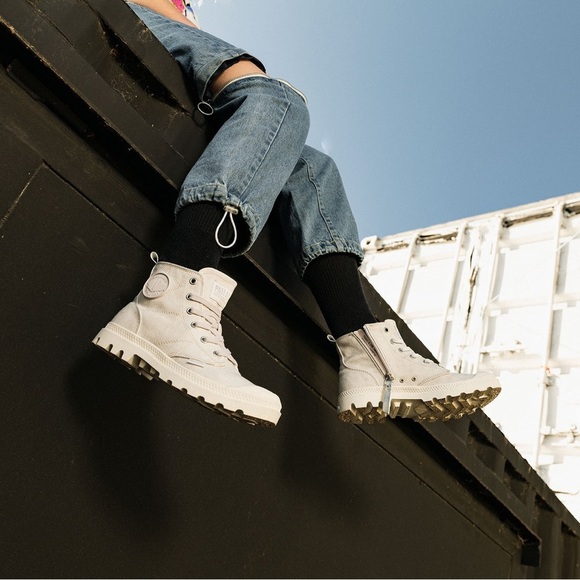 NWT PALLADIUM Pampa Zip in Desert Wash - Picture 1 of 9